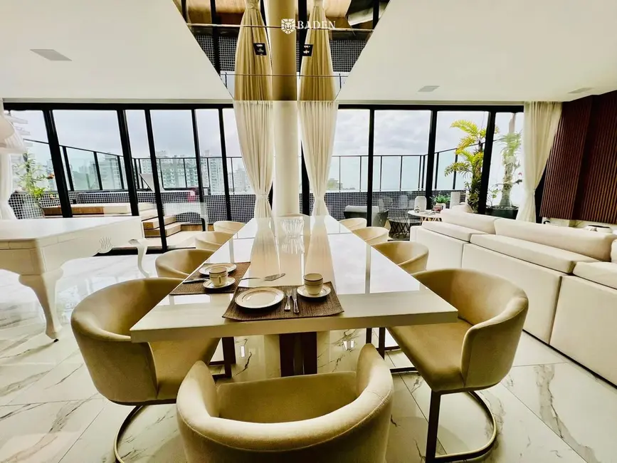 Foto 3 de Cobertura com 2 quartos à venda, 360m2 em Itajai - SC