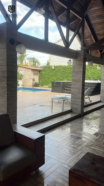 Foto 3 de Casa com 4 quartos para alugar, 650m2 em Centro, Balneario Camboriu - SC