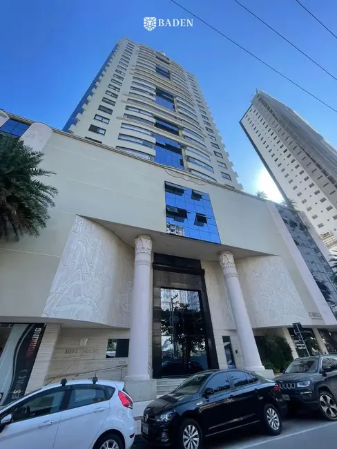 Foto 1 de Apartamento com 3 quartos para alugar, 127m2 em Centro, Balneario Camboriu - SC
