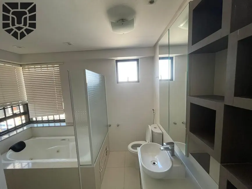Foto 7 de Apartamento com 3 quartos para alugar, 127m2 em Centro, Balneario Camboriu - SC