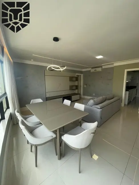 Foto 2 de Apartamento com 3 quartos para alugar, 127m2 em Centro, Balneario Camboriu - SC