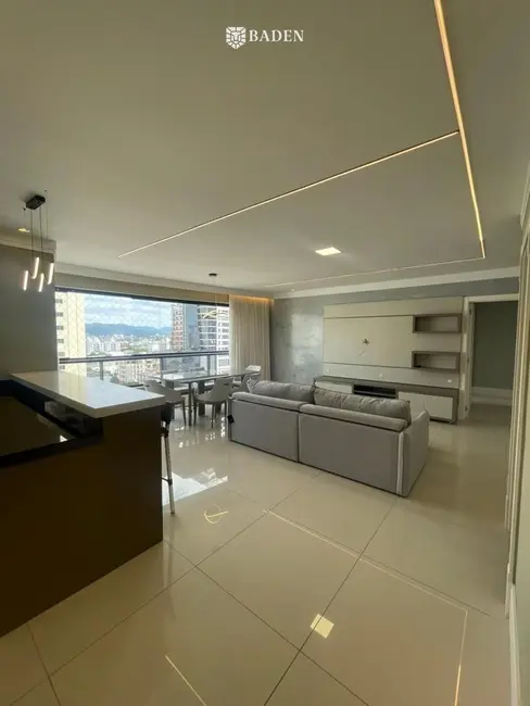Foto 3 de Apartamento com 3 quartos para alugar, 127m2 em Centro, Balneario Camboriu - SC