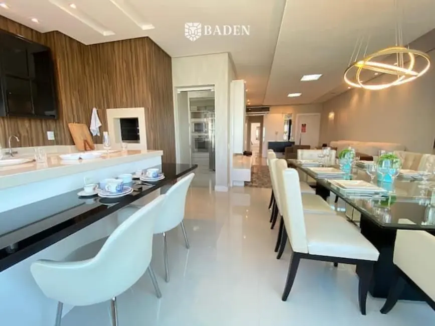 Foto 4 de Apartamento com 3 quartos à venda, 130m2 em Centro, Balneario Camboriu - SC