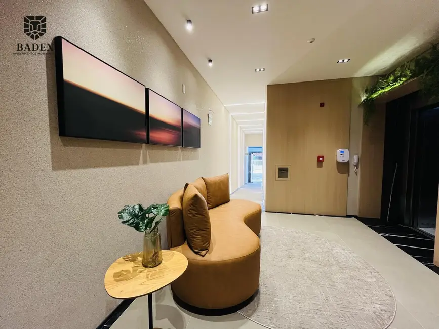 Foto 4 de Apartamento com 2 quartos à venda, 85m2 em Camboriu - SC