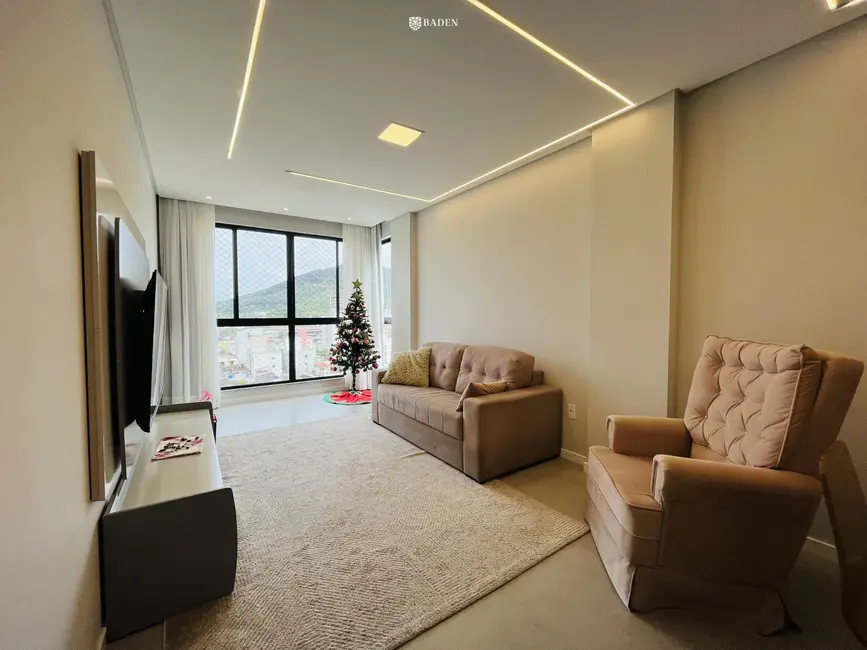 Foto 9 de Apartamento com 2 quartos à venda, 85m2 em Camboriu - SC