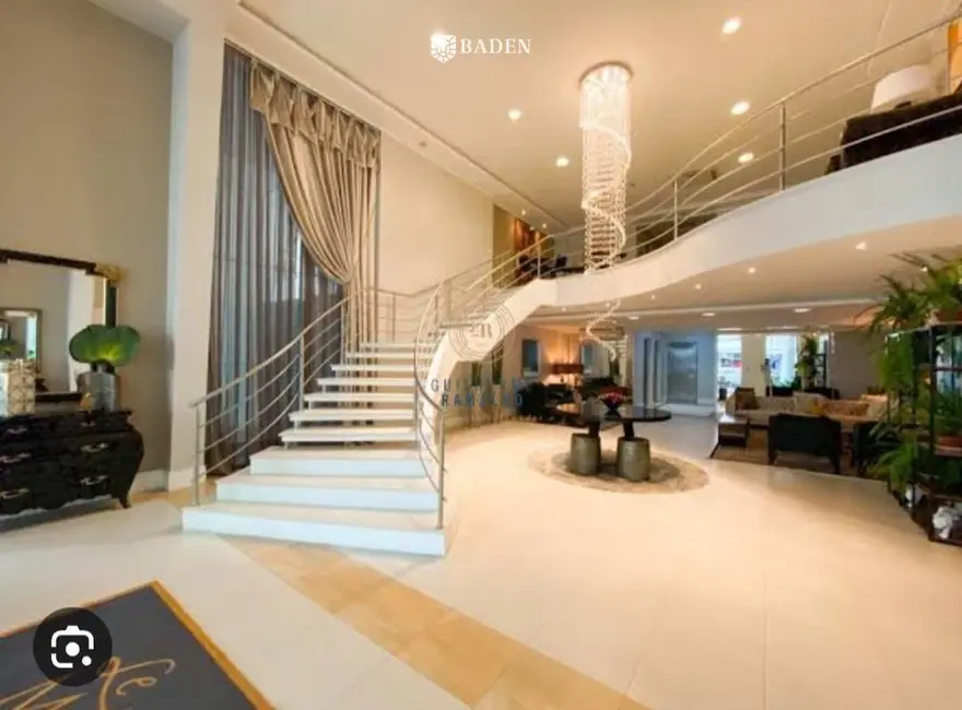 Foto 3 de Apartamento com 3 quartos à venda, 129m2 em Centro, Balneario Camboriu - SC