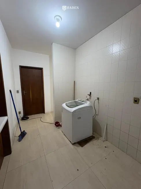 Foto 7 de Sala Comercial com 6 quartos para alugar, 281m2 em Centro, Balneario Camboriu - SC