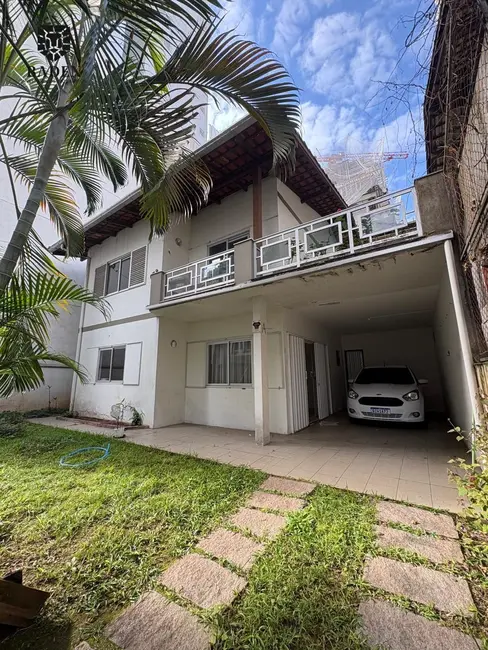 Sala Comercial com 6 quartos para alugar, 281m2 em Centro, Balneario Camboriu - SC - imagem 1 Foto 1 de Sala Comercial com 6 quartos para alugar, 281m2 em Centro, Balneario Camboriu - SC