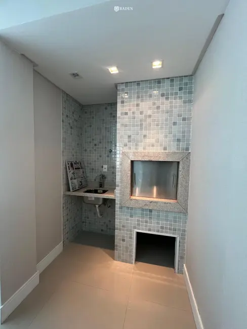 Foto 6 de Apartamento com 3 quartos para alugar, 135m2 em Centro, Balneario Camboriu - SC