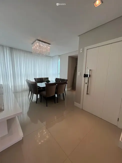 Foto 5 de Apartamento com 3 quartos para alugar, 135m2 em Centro, Balneario Camboriu - SC