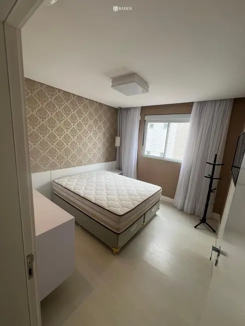 Foto 8 de Apartamento com 3 quartos para alugar, 135m2 em Centro, Balneario Camboriu - SC