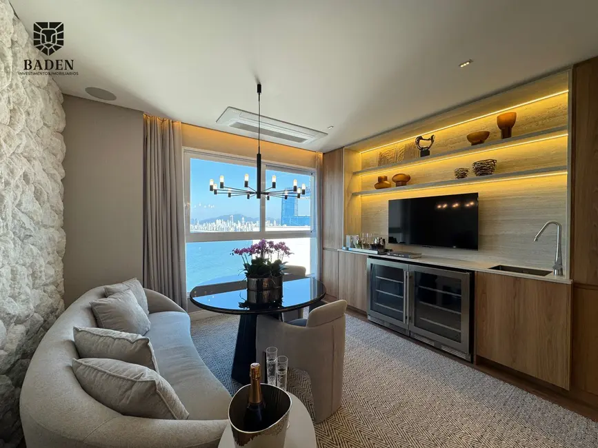 Foto 5 de Cobertura com 4 quartos à venda, 320m2 em Pioneiros, Balneario Camboriu - SC