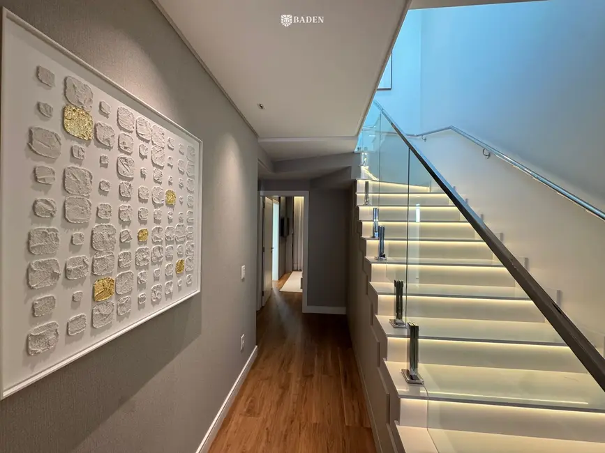Foto 9 de Cobertura com 4 quartos à venda, 320m2 em Pioneiros, Balneario Camboriu - SC