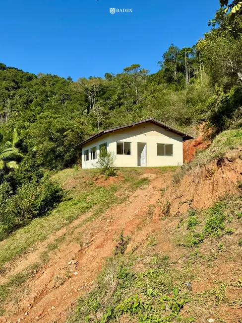 Foto 1 de Casa com 2 quartos à venda, 4500m2 em Camboriu - SC