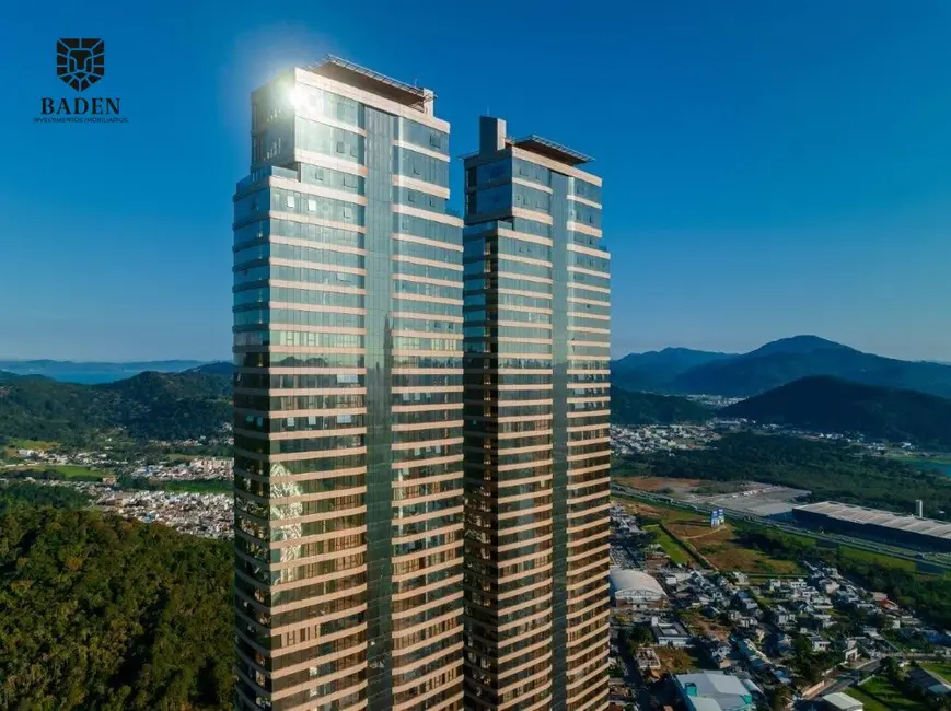 Apartamento com 4 quartos à venda, 261m2 em Balneario Camboriu - SC - imagem 1 Foto 1 de Apartamento com 4 quartos à venda, 261m2 em Balneario Camboriu - SC