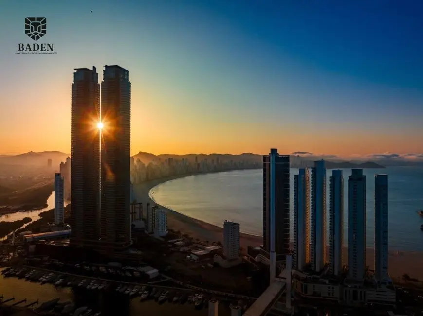 Apartamento com 4 quartos à venda, 265m2 em Balneario Camboriu - SC - imagem 6 Foto 6 de Apartamento com 4 quartos à venda, 265m2 em Balneario Camboriu - SC