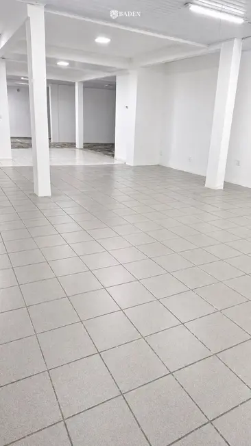 Foto 3 de Sala Comercial com 1 quarto para alugar, 180m2 em Centro, Balneario Camboriu - SC
