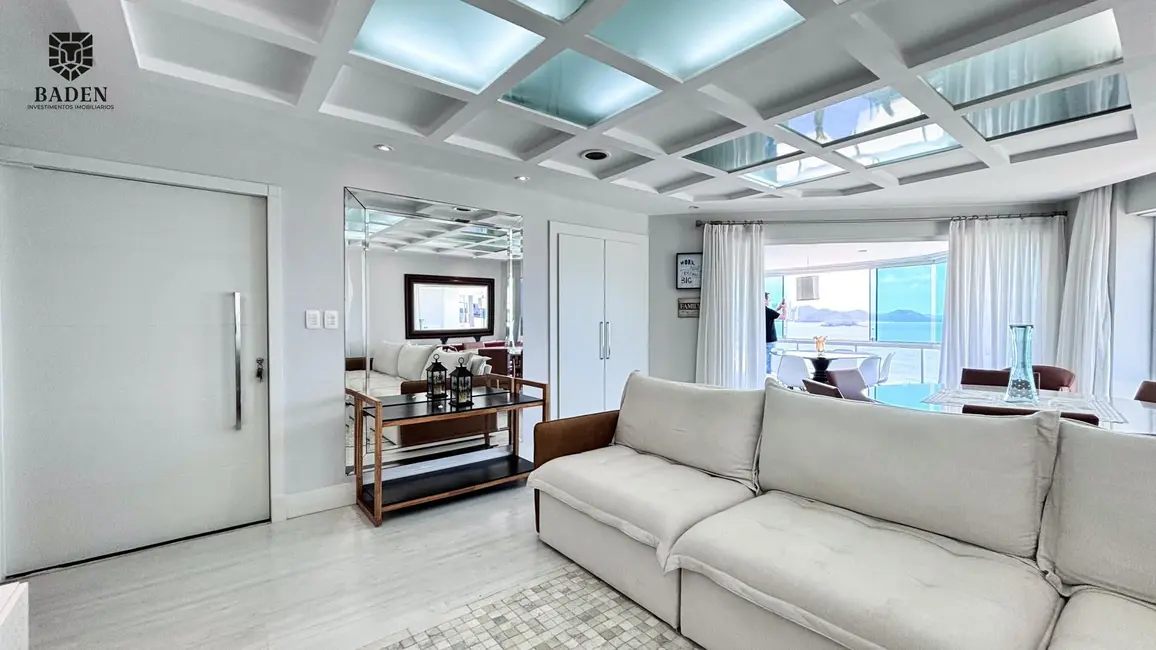 Apartamento com 3 quartos à venda, 197m2 em Balneario Camboriu - SC - imagem 8 Foto 8 de Apartamento com 3 quartos à venda, 197m2 em Balneario Camboriu - SC