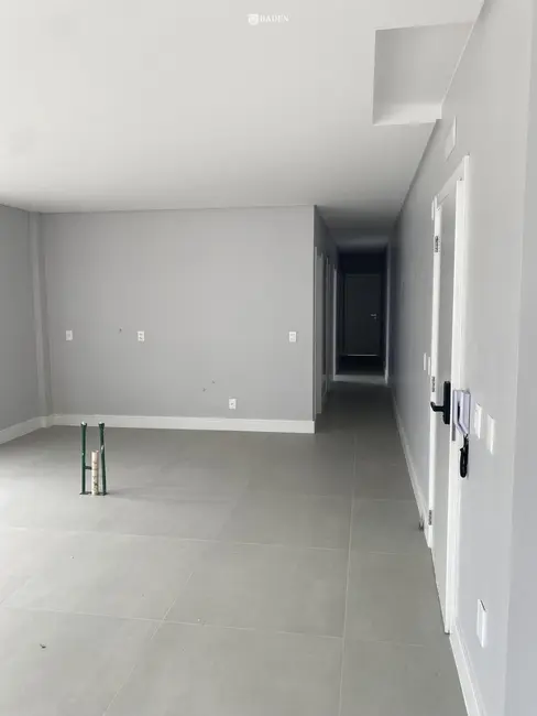 Apartamento com 3 quartos à venda, 125m2 em Itajai - SC - imagem 3 Foto 3 de Apartamento com 3 quartos à venda, 125m2 em Itajai - SC