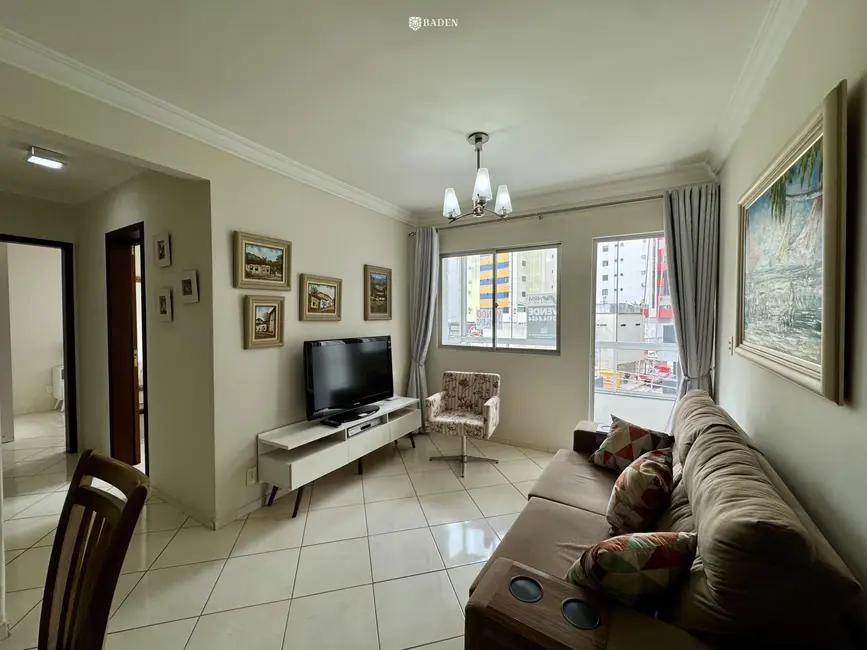 Foto 3 de Apartamento com 2 quartos à venda, 66m2 em Centro, Balneario Camboriu - SC