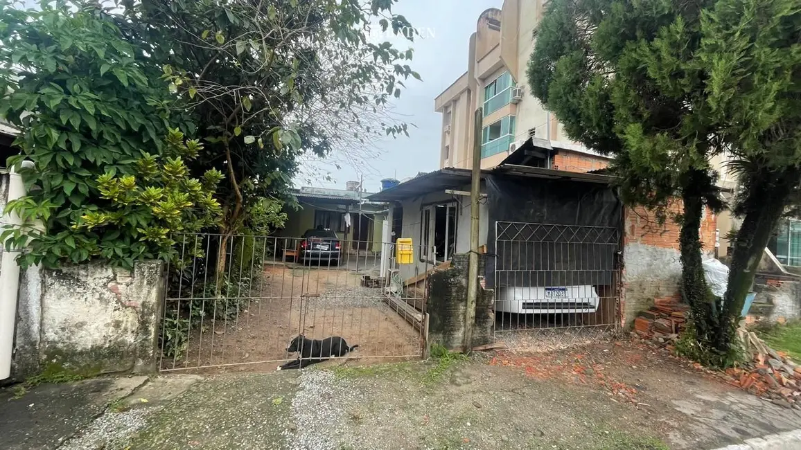 Foto 1 de Terreno / Lote à venda, 300m2 em Vila Real, Balneario Camboriu - SC
