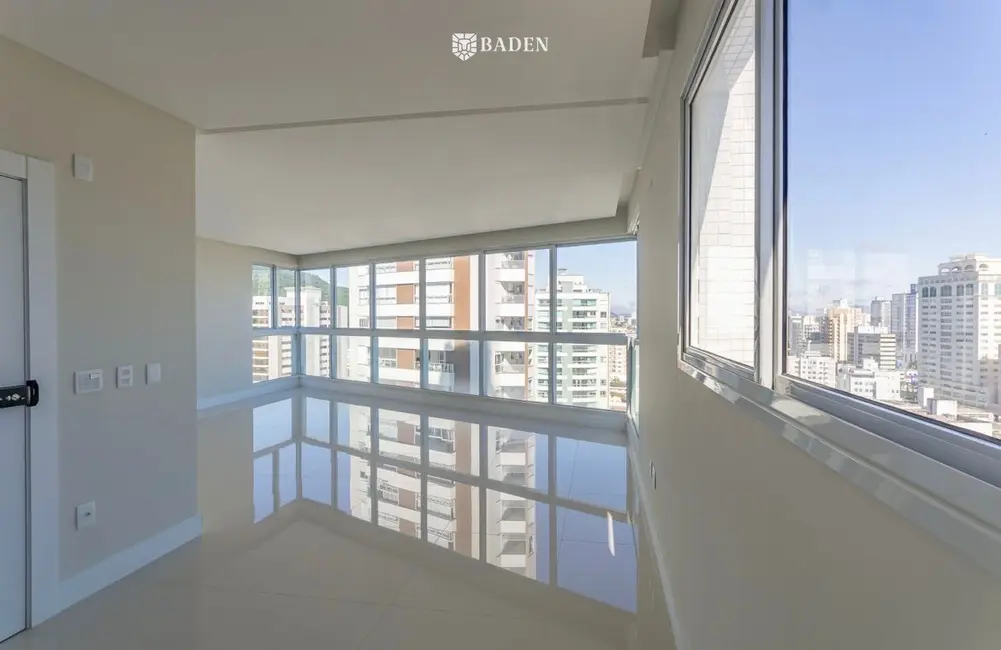 Foto 3 de Apartamento com 4 quartos à venda, 165m2 em Fazenda, Itajai - SC