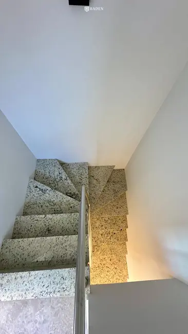 Foto 9 de Sobrado com 3 quartos à venda, 130m2 em Nações, Balneario Camboriu - SC