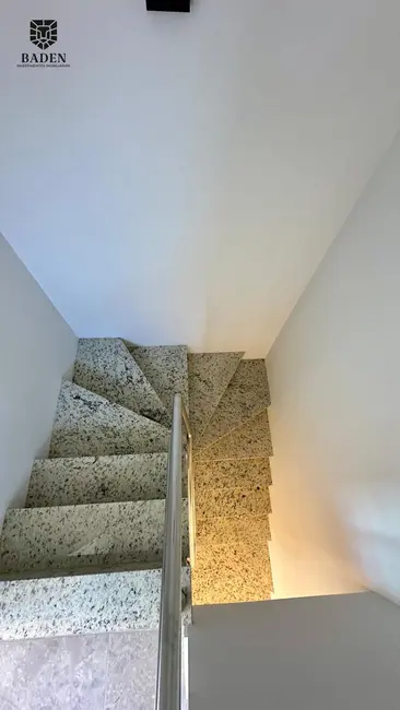 Foto 9 de Sobrado com 3 quartos à venda, 130m2 em Nações, Balneario Camboriu - SC