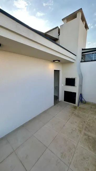 Foto 3 de Sobrado com 3 quartos à venda, 130m2 em Nações, Balneario Camboriu - SC