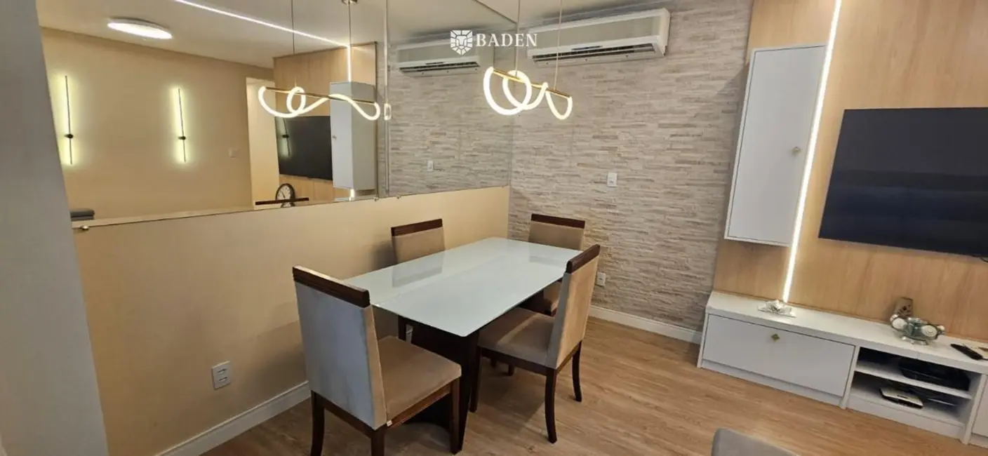 Foto 8 de Apartamento com 3 quartos à venda, 107m2 em Balneario Camboriu - SC