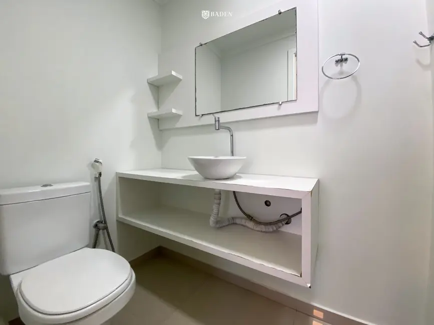 Foto 5 de Apartamento com 3 quartos à venda, 80m2 em Balneario Camboriu - SC