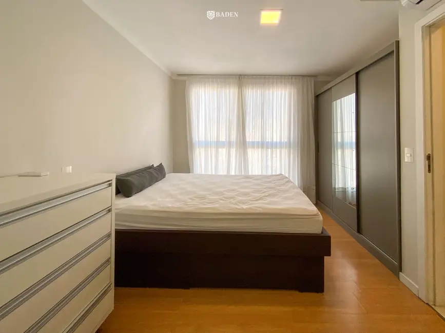 Foto 4 de Apartamento com 3 quartos à venda, 80m2 em Balneario Camboriu - SC