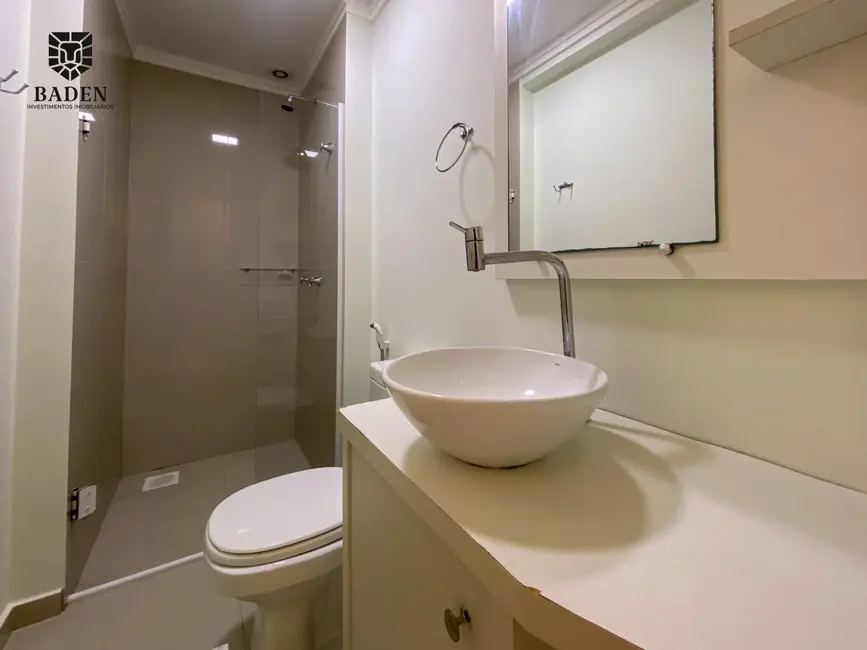 Foto 7 de Apartamento com 3 quartos à venda, 80m2 em Balneario Camboriu - SC