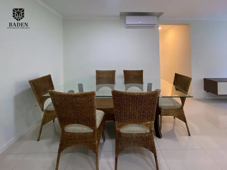 Foto 3 de Apartamento com 3 quartos à venda, 80m2 em Balneario Camboriu - SC