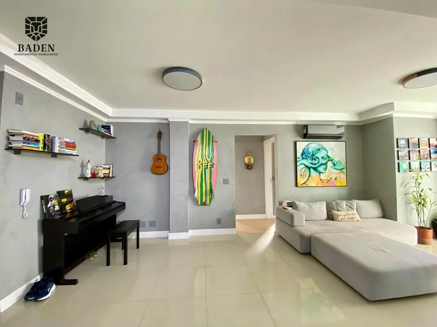 Foto 2 de Apartamento com 2 quartos à venda, 82m2 em Itajai - SC