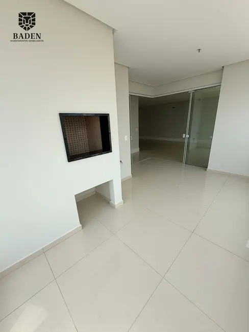 Apartamento com 4 quartos à venda, 170m2 em Centro, Balneario Camboriu - SC - imagem 5 Foto 5 de Apartamento com 4 quartos à venda, 170m2 em Centro, Balneario Camboriu - SC