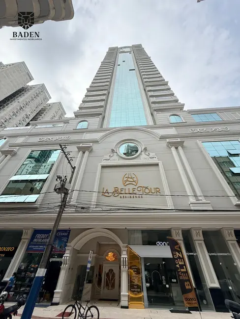 Apartamento com 4 quartos à venda, 170m2 em Centro, Balneario Camboriu - SC - imagem 1 Foto 1 de Apartamento com 4 quartos à venda, 170m2 em Centro, Balneario Camboriu - SC