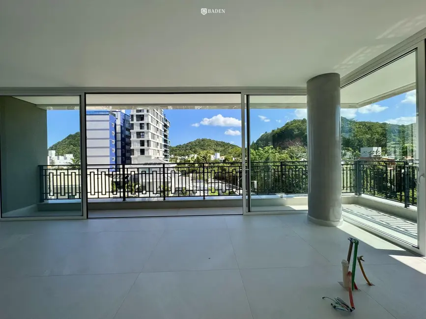 Foto 3 de Apartamento com 3 quartos à venda, 164m2 em Itajai - SC