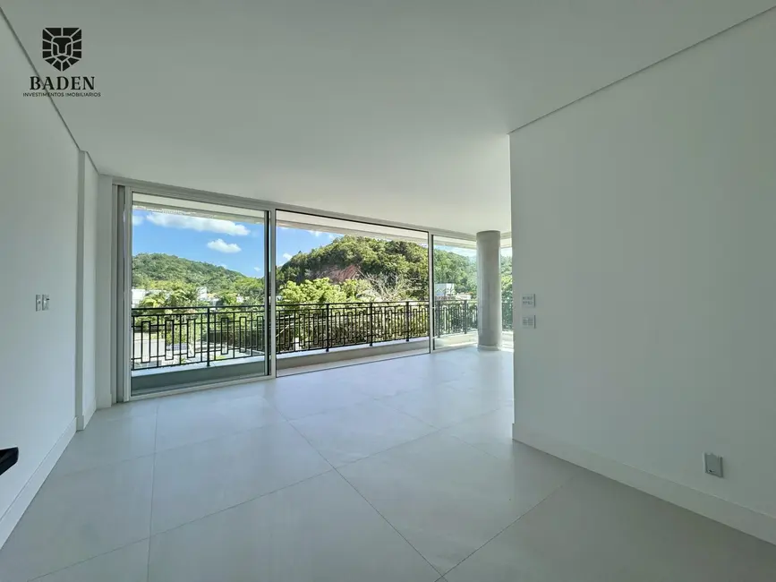 Foto 2 de Apartamento com 3 quartos à venda, 164m2 em Itajai - SC