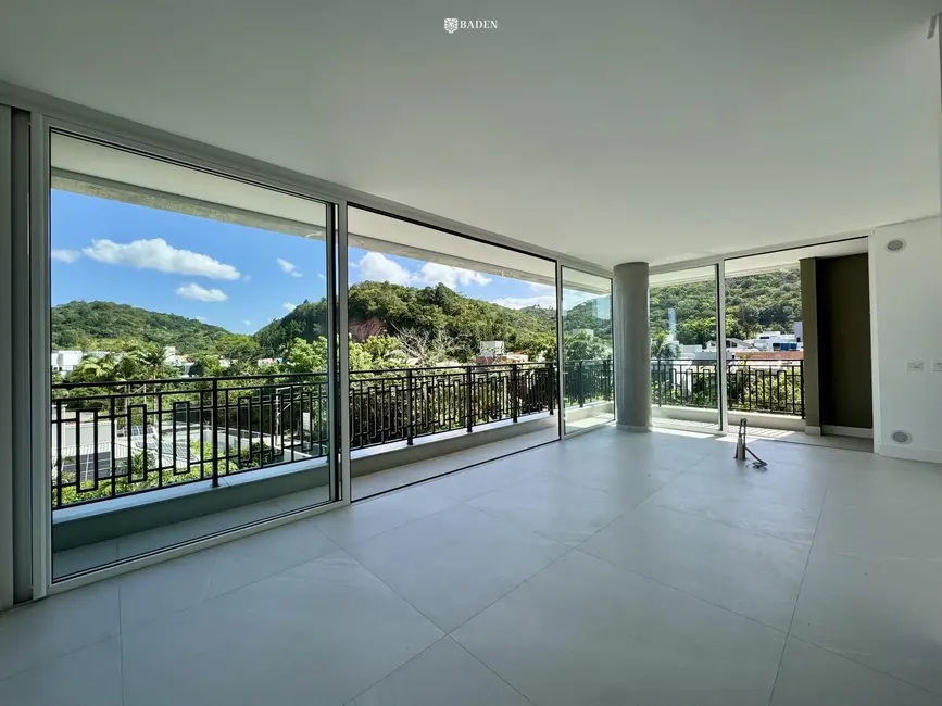 Foto 1 de Apartamento com 3 quartos à venda, 164m2 em Itajai - SC