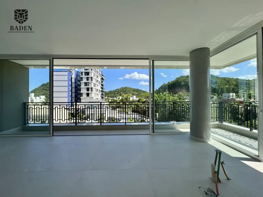 Foto 4 de Apartamento com 3 quartos à venda, 164m2 em Itajai - SC