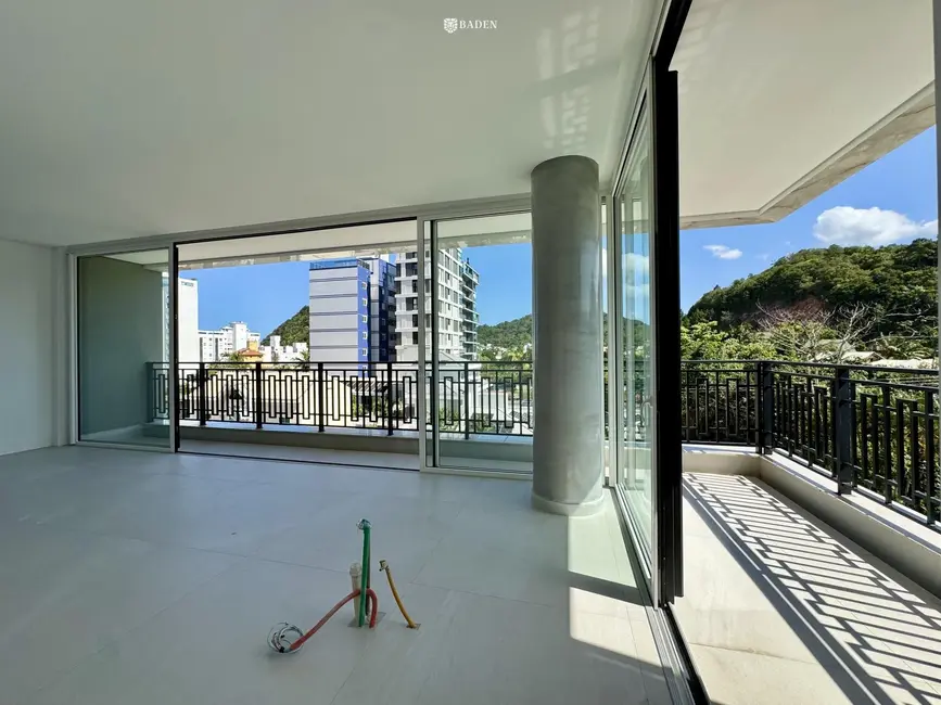Foto 5 de Apartamento com 3 quartos à venda, 164m2 em Itajai - SC