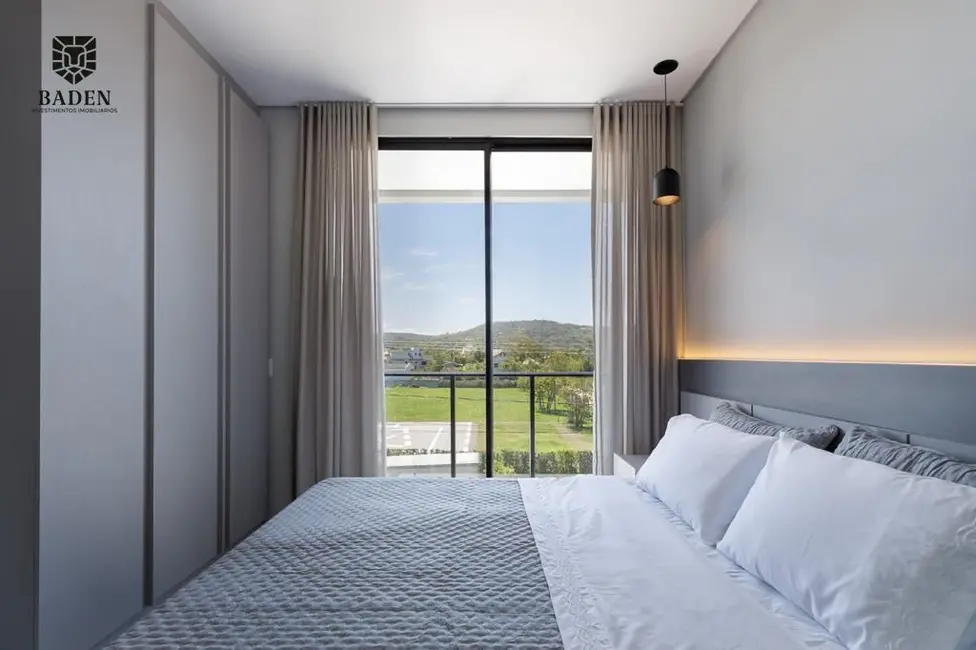 Foto 7 de Casa com 3 quartos à venda, 151m2 em Bombinhas - SC