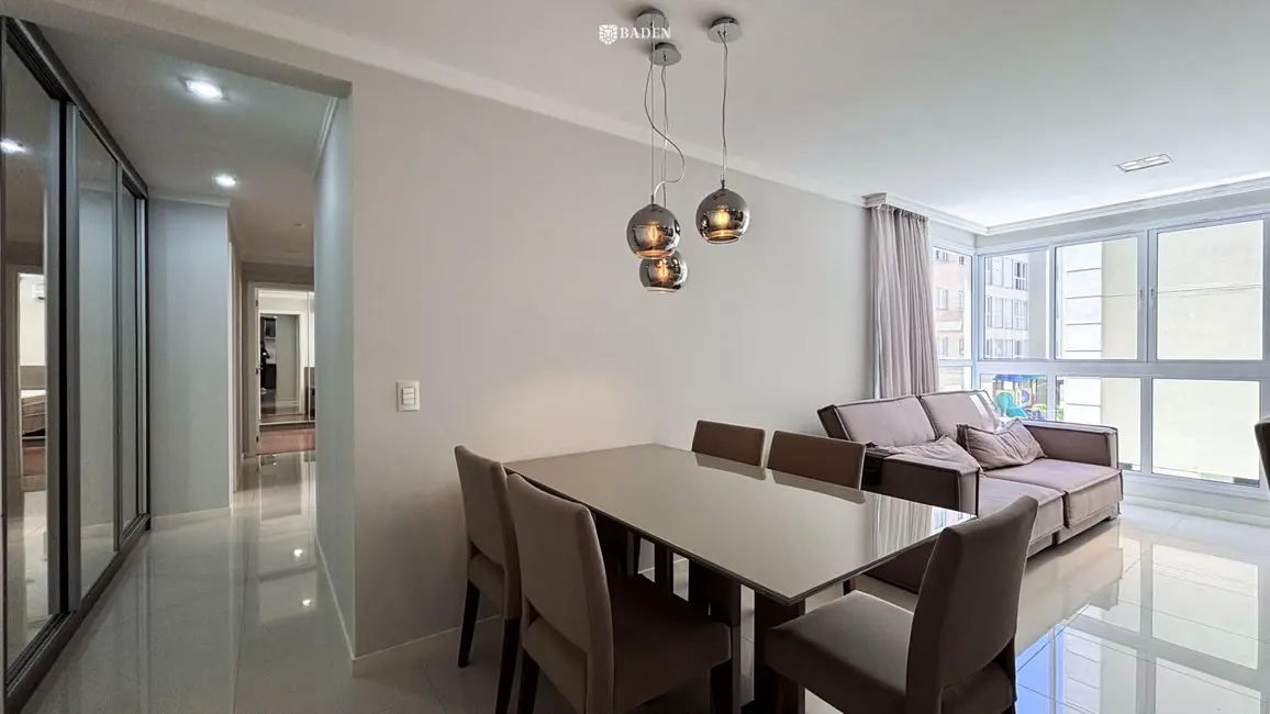 Foto 4 de Apartamento com 3 quartos à venda, 80m2 em Balneario Camboriu - SC