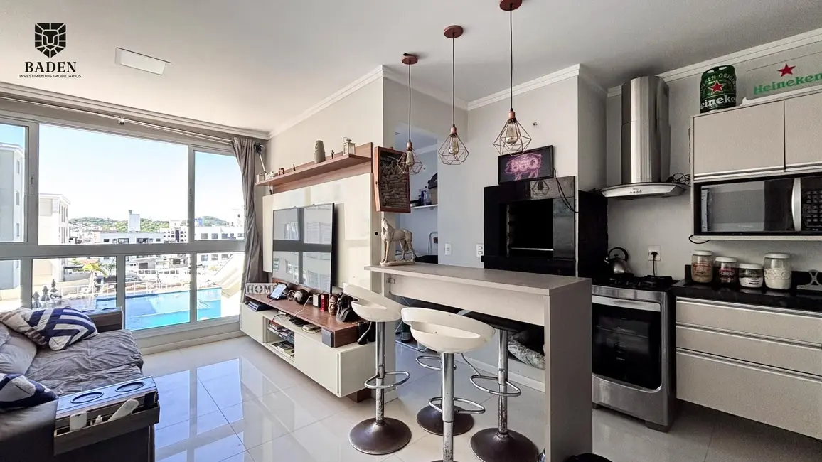 Apartamento com 2 quartos à venda, 67m2 em Balneario Camboriu - SC - imagem 3 Foto 3 de Apartamento com 2 quartos à venda, 67m2 em Balneario Camboriu - SC