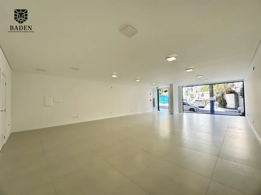 Foto 6 de Sala Comercial com 1 quarto para alugar, 105m2 em Pioneiros, Balneario Camboriu - SC