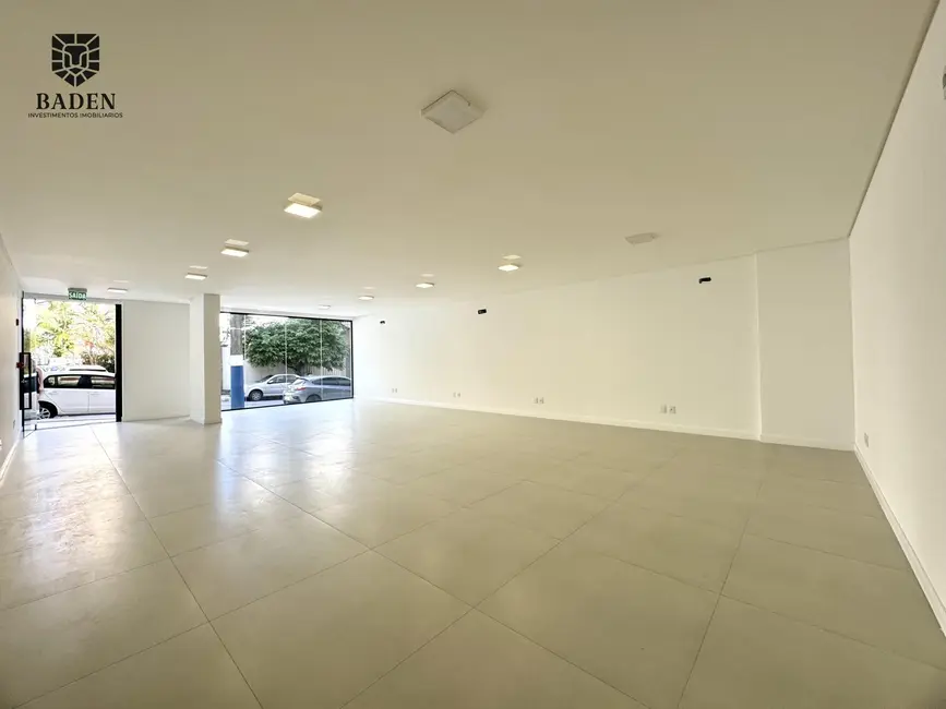 Foto 7 de Sala Comercial com 1 quarto para alugar, 105m2 em Pioneiros, Balneario Camboriu - SC