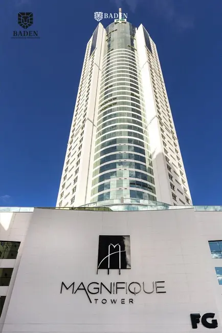 Foto 1 de Apartamento com 3 quartos à venda, 139m2 em Centro, Balneario Camboriu - SC