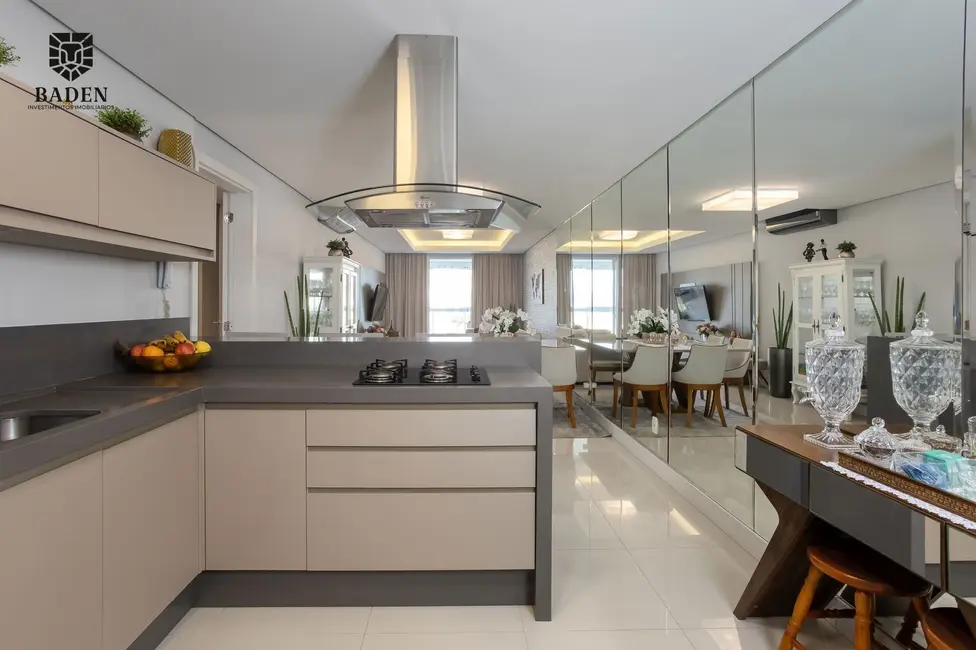 Apartamento com 3 quartos à venda, 110m2 em Itajai - SC - imagem 3 Foto 3 de Apartamento com 3 quartos à venda, 110m2 em Itajai - SC