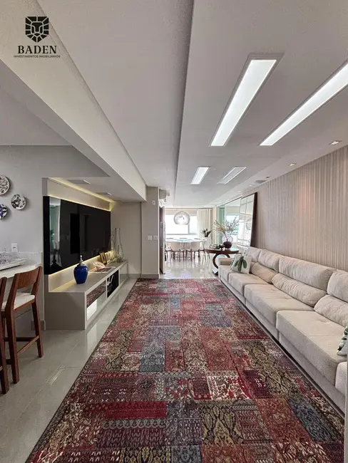 Apartamento com 4 quartos à venda, 180m2 em Centro, Balneario Camboriu - SC - imagem 3 Foto 3 de Apartamento com 4 quartos à venda, 180m2 em Centro, Balneario Camboriu - SC